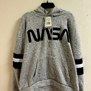 2x with tags nasa hoodie